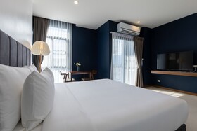 Amiri Place Hotel
