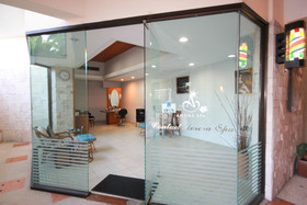 Amora Tapea Hotel