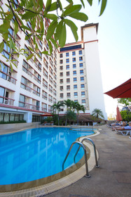 Amora Tapea Hotel