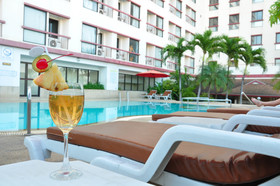 Amora Tapea Hotel