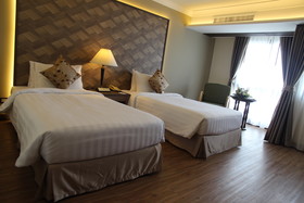 Amora Tapea Hotel