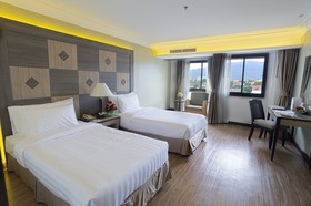 Amora Tapea Hotel