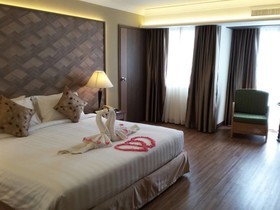 Amora Tapea Hotel