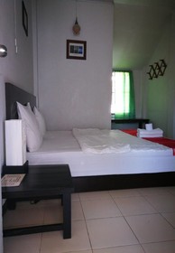 Ampawan Guest House