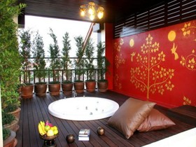 Anoma Boutique House