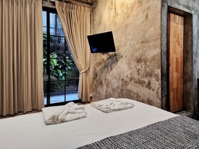 Art Gate Hotel