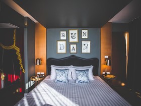 Art Mai Gallery Hotel
