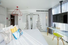 Art Mai Gallery Hotel