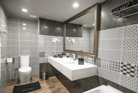 Art Mai Gallery Hotel