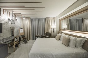 Art Mai Gallery Hotel