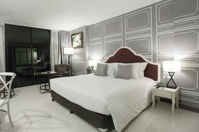 Art Mai Gallery Hotel