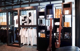 Art Mai Gallery Hotel