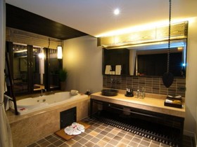 Aruntara Riverside Boutique Hotel