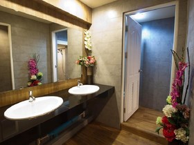 Ashi Hostel