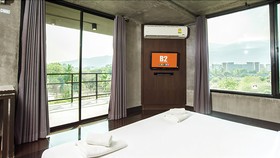 B2 Black Business & Budget Hotel