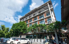 B2 Khamtieng