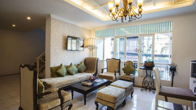 B2 Riverside Colonial Hotel by OYO