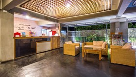 B2 Santitham (Wat Jed Yod) Boutique & Budget Hotel