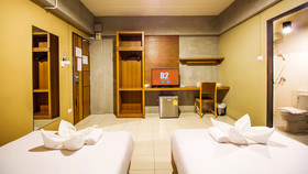 B2 Santitham (Wat Jed Yod) Boutique & Budget Hotel
