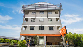 B2 Santitham (Wat Jed Yod) Boutique & Budget Hotel