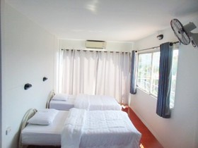 B7 Hostel