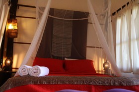 Baanbooloo Guesthouse