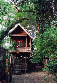 Baanbooloo Guesthouse