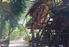 Baanbooloo Guesthouse