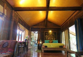 Baanbooloo Guesthouse