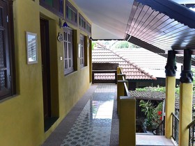 Baankeaw Huenkwan Boutique Hotel