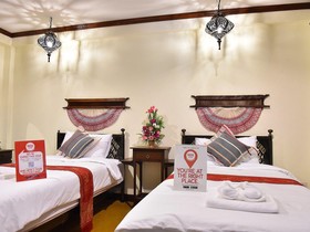 Baankeaw Huenkwan Boutique Hotel