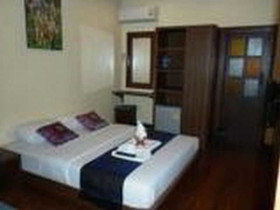 Baanlek Home Stay