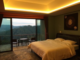 Baan Mon Jor