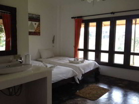 Baan Namping