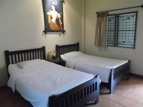 Baan Nam Sai Hotel