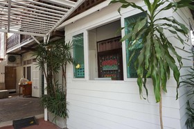 Baan Park Raak Backpacker Hostel