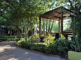 Baan Plai Doi Resort