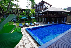 Banthai Village