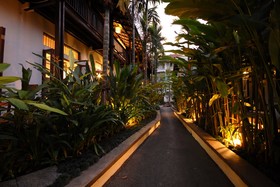 Banthai Village