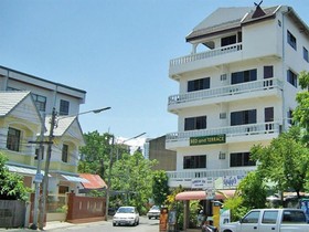 Bed And Terrace Guesthouse