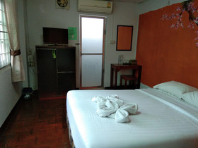 Born Guesthouse
