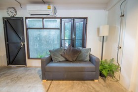 Box Hostel n Cafe Chiang Mai