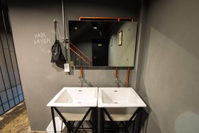 Box Hostel n Cafe Chiang Mai