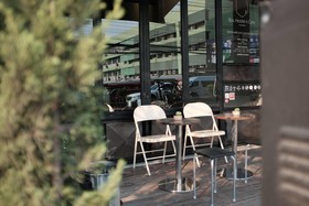 Box Hostel n Cafe Chiang Mai