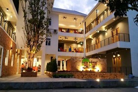 Brick House Hostel Chiang Mai
