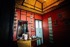 Buri Gallery House and Resort
