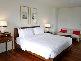 Buri Siri Hotel