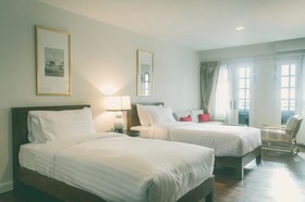 Buri Siri Hotel