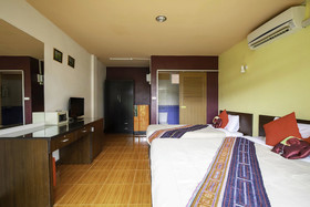 Cat House Guesthouse