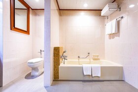 Centara Riverside Hotel Chiang Mai
